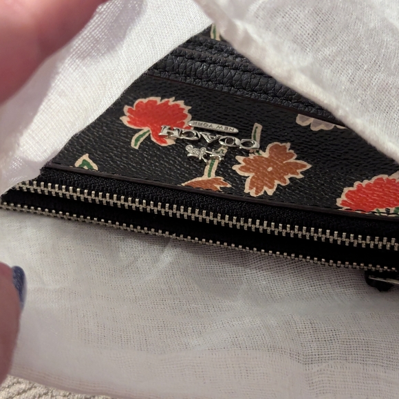 Coach Black Floral Wristlet - Picture 15 of 15